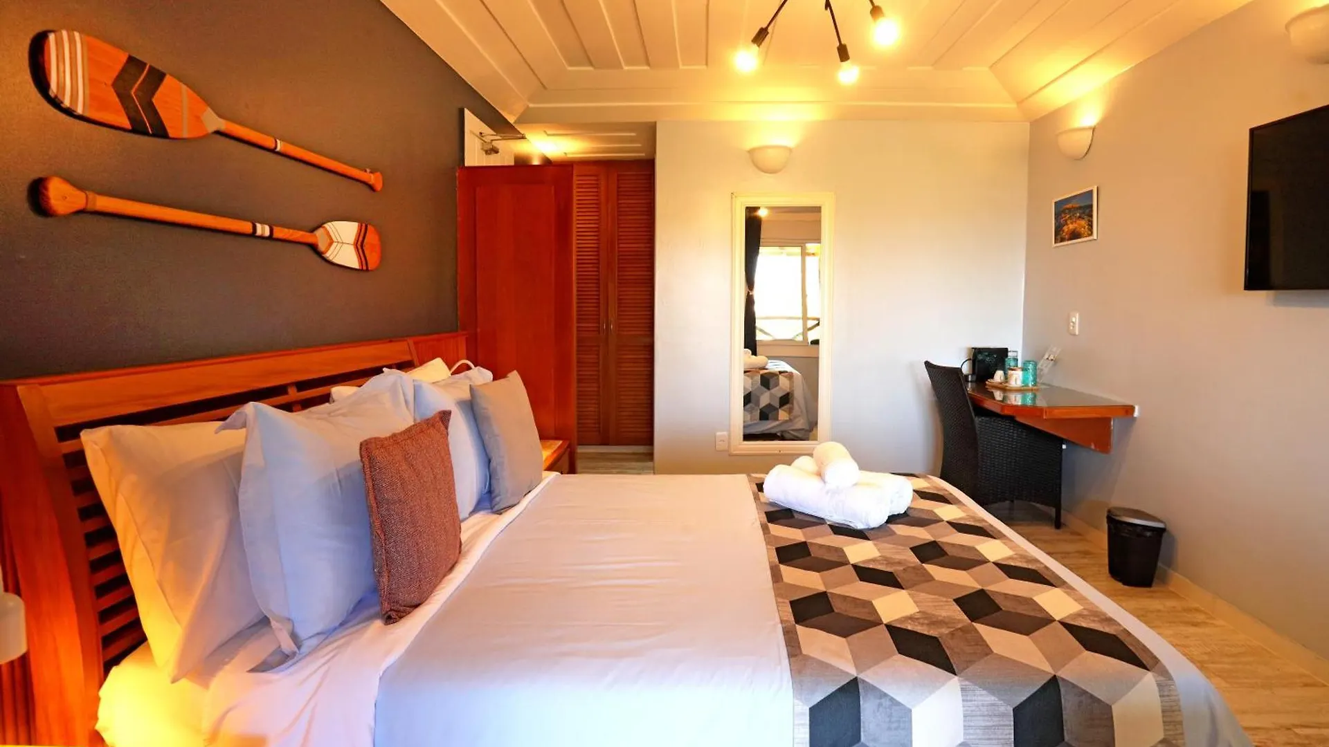 Pousada Santorini Armacao dos Buzios Inn